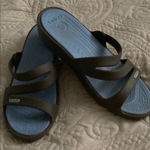 CROCS Women's Brown and Blue Sandals size 8